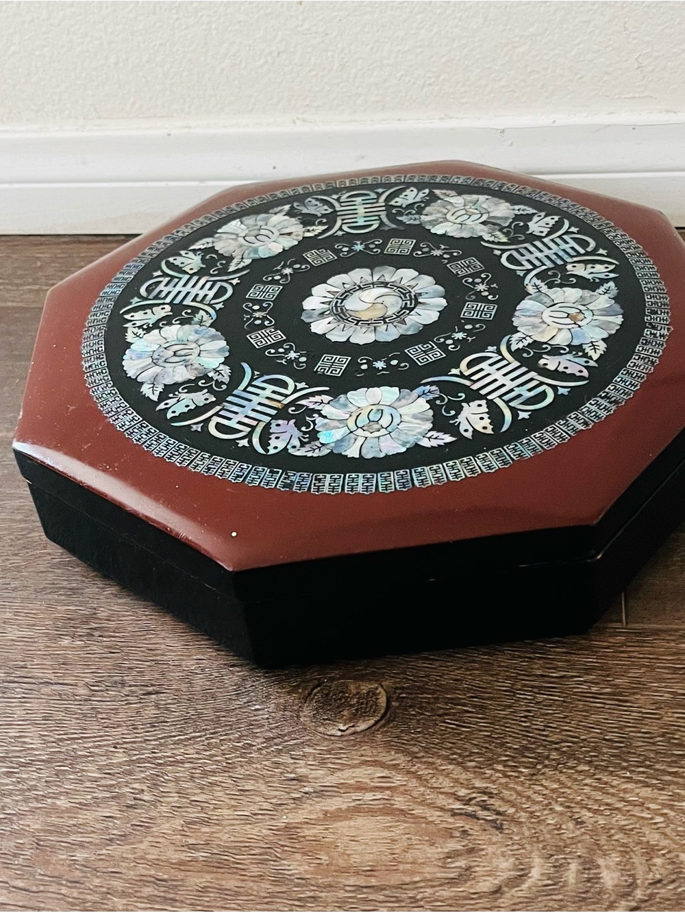 Octagonal Lacquered Jewelry Box with Mother-of-Pearl Floral Inlay